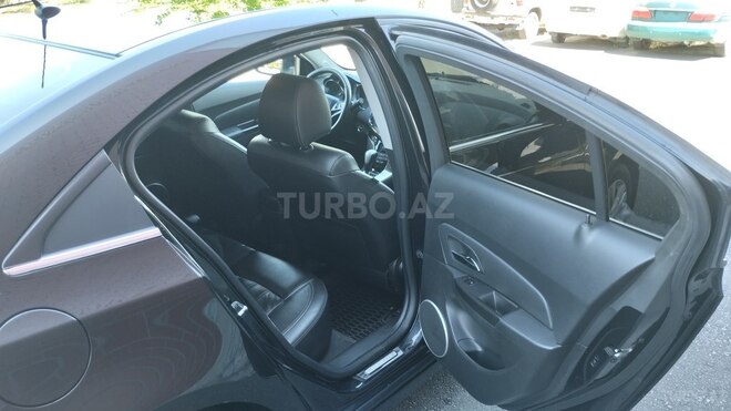 Chevrolet Cruze 2014, 144,048 km - 1.8 л - Zaqatala