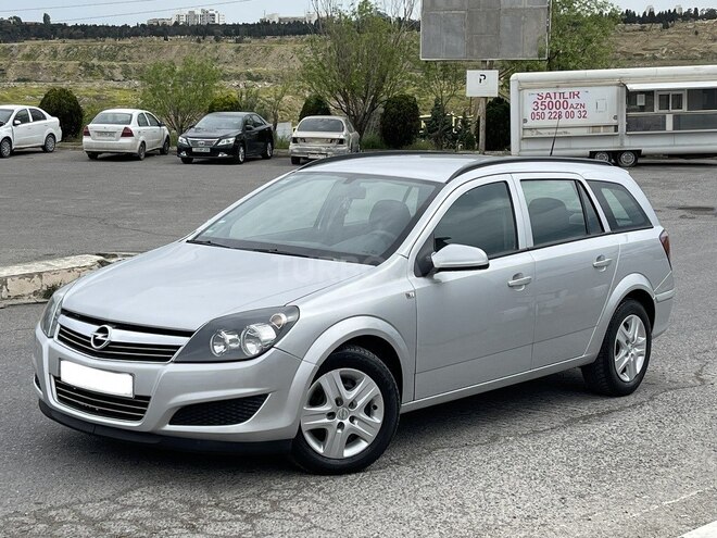 Opel Astra 2009, 151,500 km - 1.4 l - Bakı