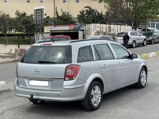 Opel Astra 2009, 151,500 km - 1.4 l - Bakı