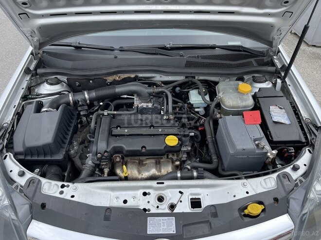 Opel Astra 2009, 151,500 km - 1.4 l - Bakı