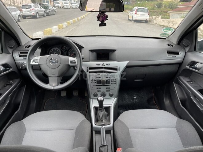 Opel Astra 2009, 151,500 km - 1.4 l - Bakı