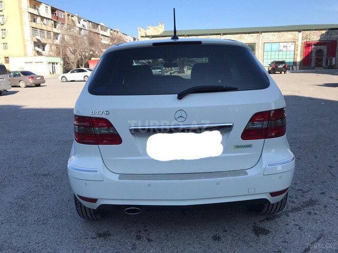 Mercedes B 170 2008, 182,000 km - 1.7 l - Bakı