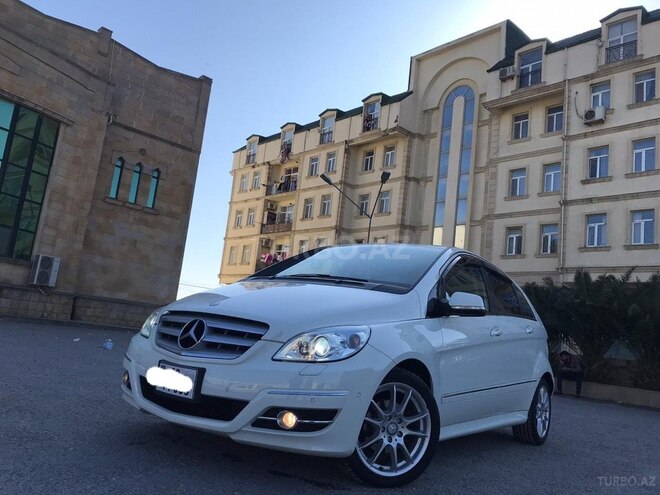 Mercedes B 170 2008, 182,000 km - 1.7 l - Bakı