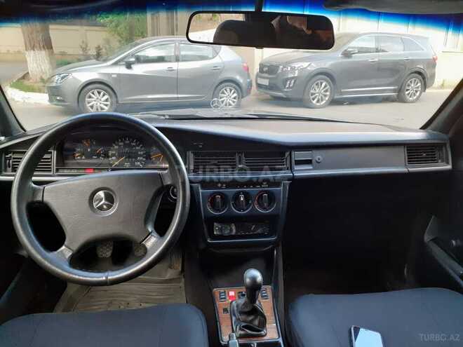 Mercedes 190 1992, 221,231 km - 1.8 l - Bakı