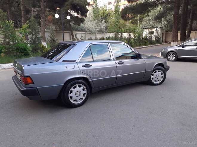 Mercedes 190 1992, 221,231 km - 1.8 l - Bakı