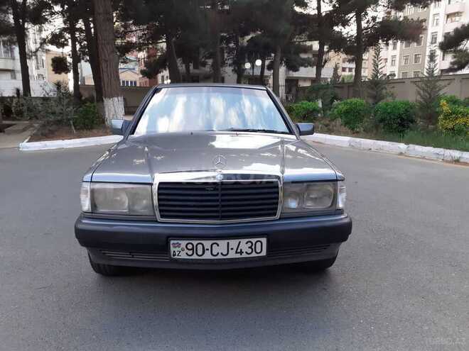 Mercedes 190 1992, 221,231 km - 1.8 l - Bakı