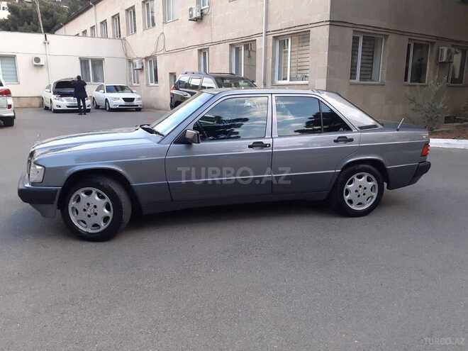 Mercedes 190 1992, 221,231 km - 1.8 l - Bakı