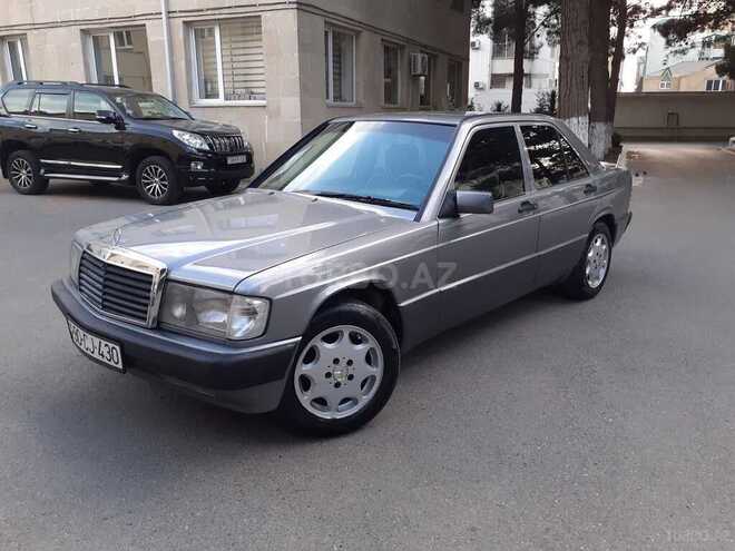 Mercedes 190 1992, 221,231 km - 1.8 l - Bakı