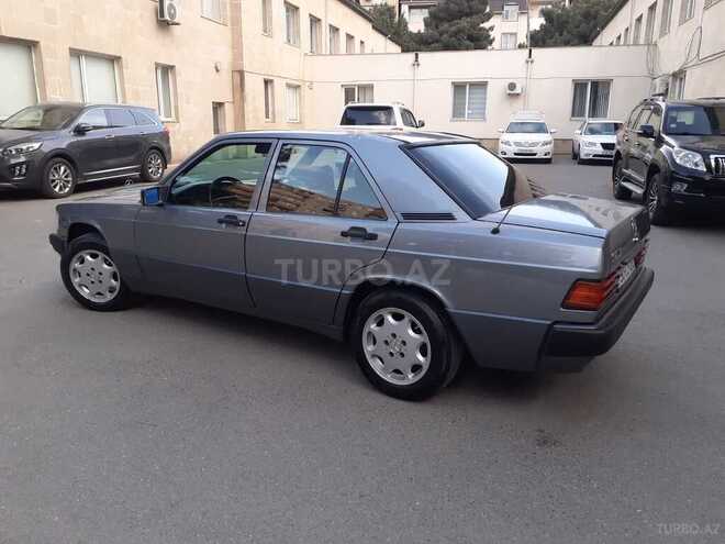Mercedes 190 1992, 221,231 km - 1.8 l - Bakı