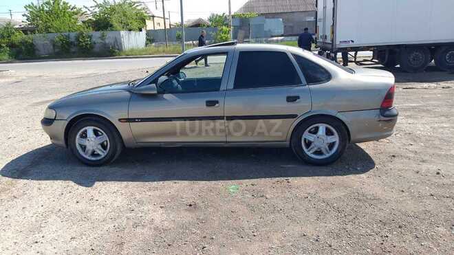 Opel Vectra 1996, 252,142 km - 2.0 л - Sumqayıt