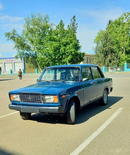 LADA (VAZ) 2107 2004, 83,000 km - 1.6 l - Qazax