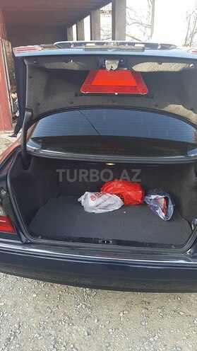 Mercedes E 230 1996, 413,000 km - 2.3 l - Xırdalan