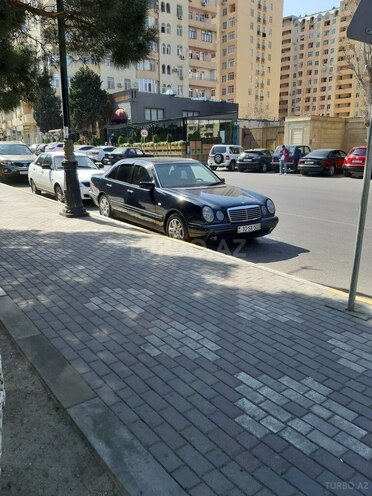 Mercedes E 230 1996, 413,000 km - 2.3 l - Xırdalan