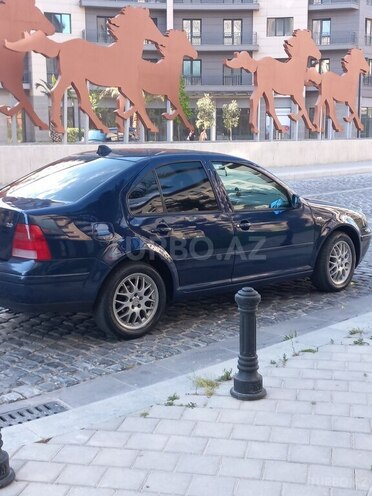 Volkswagen Bora 2000, 300,100 km - 2.0 l - Bakı