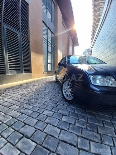 Volkswagen Bora 2000, 300,100 km - 2.0 l - Bakı