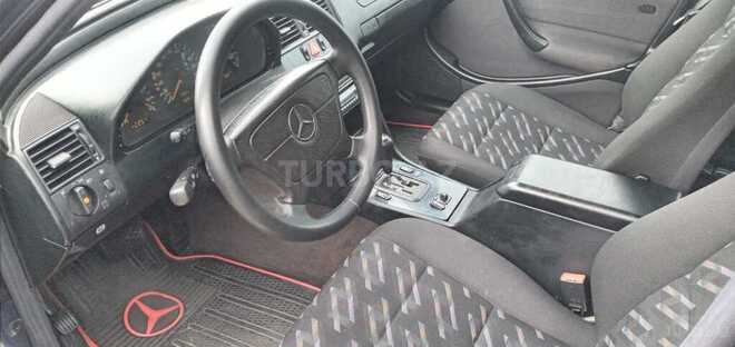 Mercedes C 180 1998, 236,000 km - 1.8 l - Tovuz
