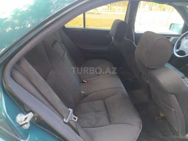 Mercedes E 230 1997, 25,644 km - 2.3 l - Sumqayıt