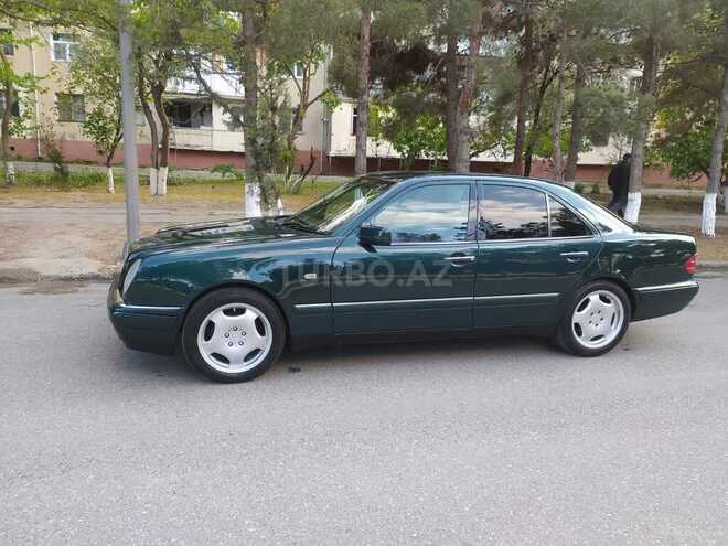 Mercedes E 230 1997, 25,644 km - 2.3 l - Sumqayıt