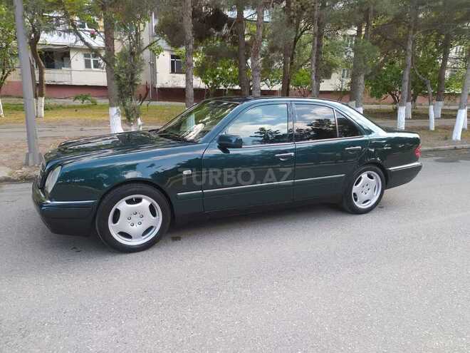 Mercedes E 230 1997, 25,644 km - 2.3 l - Sumqayıt