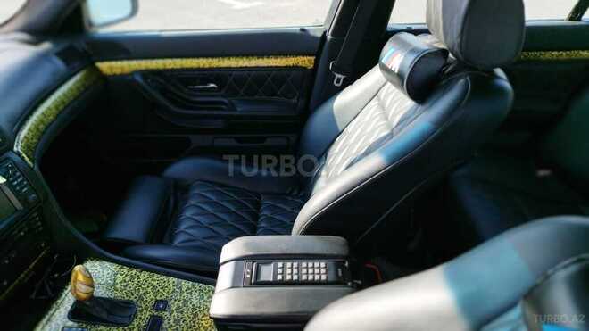 BMW 735 1999, 100,000 km - 3.5 l - Bakı