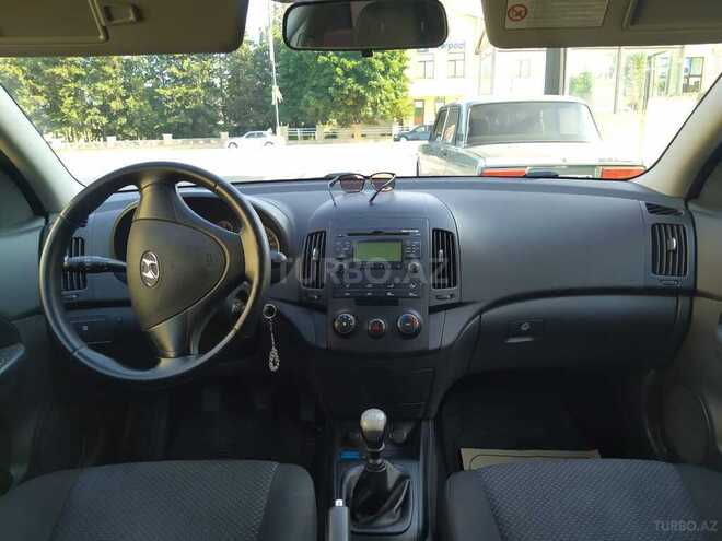 Hyundai i30 2009, 209,000 km - 1.4 l - Quba