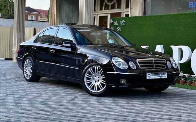 Mercedes E 320 2002, 318,000 km - 3.2 l - Bakı