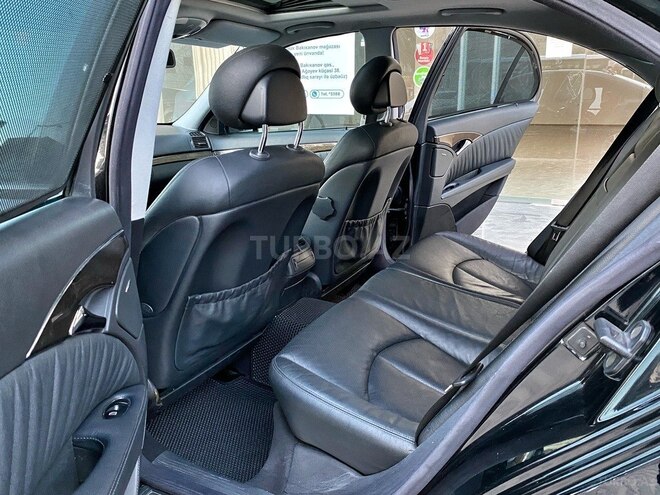Mercedes E 320 2002, 318,000 km - 3.2 l - Bakı