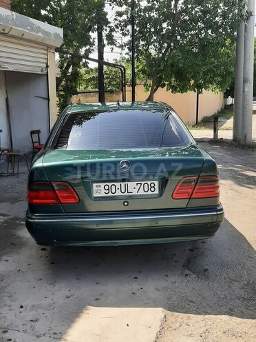 Mercedes E 240 2000, 290,000 km - 2.4 l - Kürdəmir