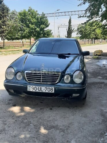 Mercedes E 240 2000, 290,000 km - 2.4 l - Kürdəmir