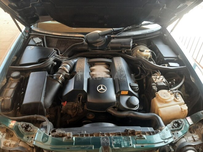 Mercedes E 240 2000, 290,000 km - 2.4 l - Kürdəmir