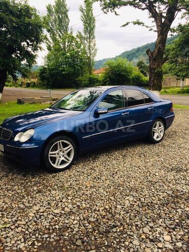 Mercedes C 320 2003, 233,000 km - 3.2 l - Lənkəran