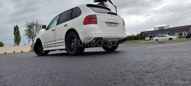 Porsche Cayenne Turbo 2003, 285,435 km - 4.5 l - Bakı