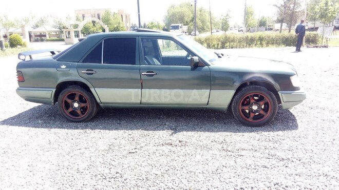 Mercedes E 300 1993, 371,000 km - 3.0 л - Cəlilabad