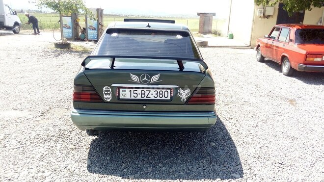 Mercedes E 300 1993, 371,000 km - 3.0 л - Cəlilabad