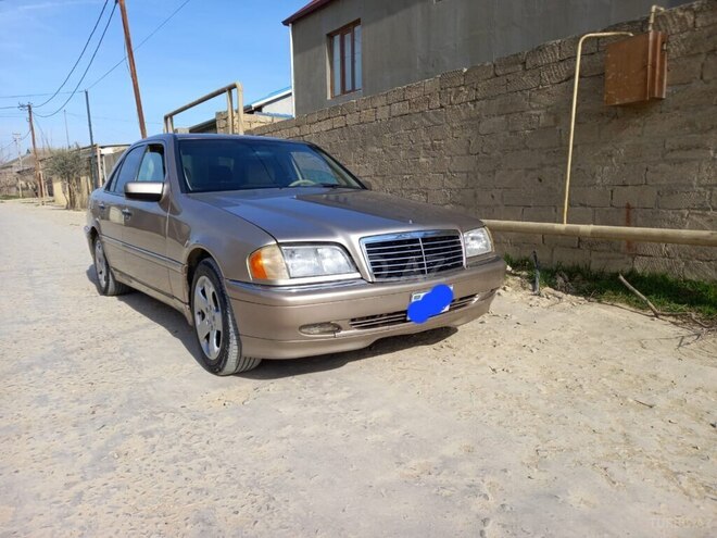 Mercedes C 230 1999, 335,000 km - 2.3 l - Bakı