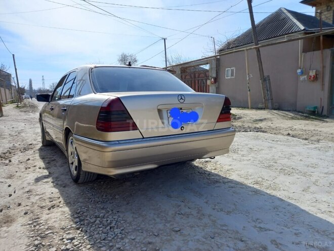 Mercedes C 230 1999, 335,000 km - 2.3 l - Bakı