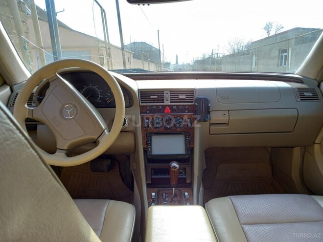 Mercedes C 230 1999, 335,000 km - 2.3 l - Bakı