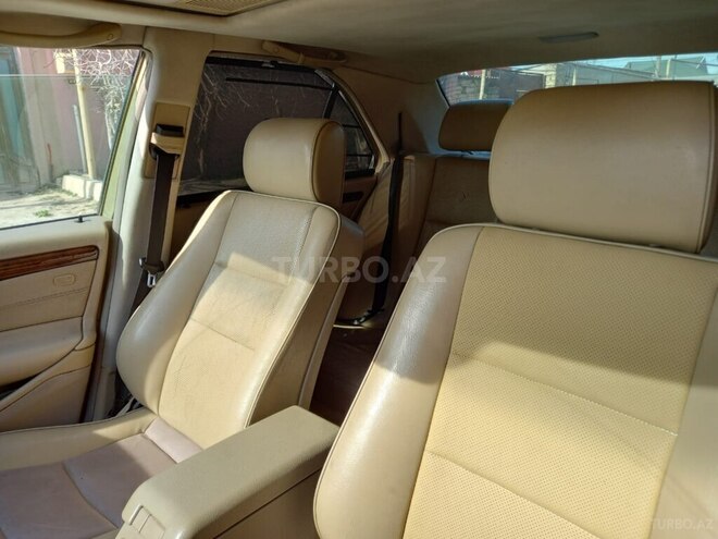 Mercedes C 230 1999, 335,000 km - 2.3 l - Bakı