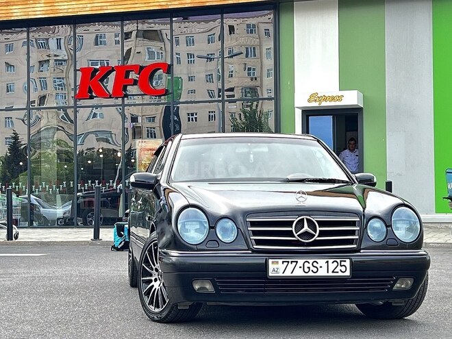 Mercedes E 240 1999, 294,000 km - 2.4 л - Bakı