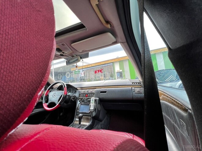 Mercedes E 240 1999, 294,000 km - 2.4 л - Bakı