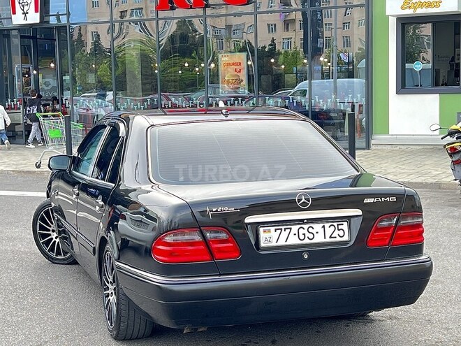 Mercedes E 240 1999, 294,000 km - 2.4 л - Bakı
