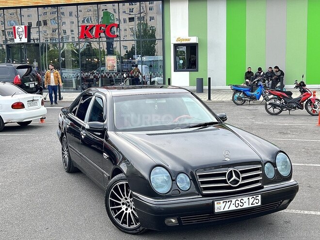 Mercedes E 240 1999, 294,000 km - 2.4 л - Bakı