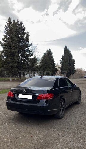 Mercedes E 350 2013, 233,000 km - 3.5 l - Qazax