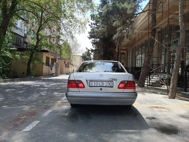 Mercedes E 290 1997, 425,864 km - 2.9 l - Bakı