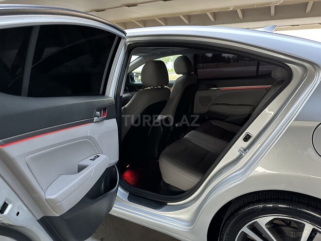 Hyundai Elantra 2017, 59,000 km - 2.0 l - Bakı