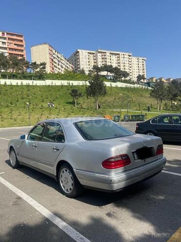 Mercedes E 280 1996, 374,698 km - 2.8 l - Bakı
