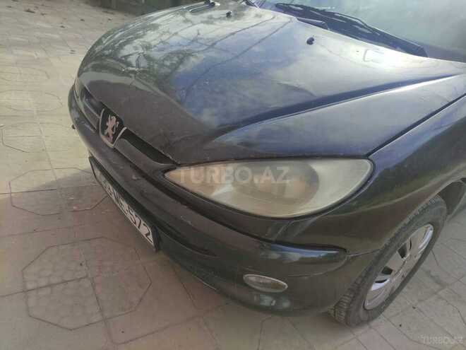 Peugeot 206 2002, 354,000 km - 1.4 l - Bakı