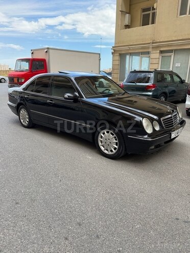 Mercedes E 280 2000, 393,000 km - 2.8 l - Bakı