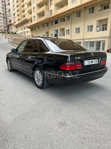 Mercedes E 280 2000, 393,000 km - 2.8 l - Bakı