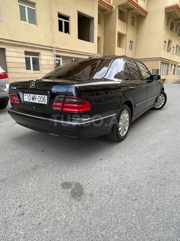 Mercedes E 280 2000, 393,000 km - 2.8 l - Bakı
